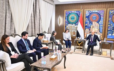 العليمي يبحث مع سفراء بريطانيا وفرنسا وأمريكا مستجدات الأوضاع في المحافظات الشرقية