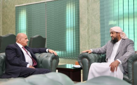 المحرّمي يلتقي محافظ البنك المركزي  ويؤكد دعم جهود الاستقرار النقدي