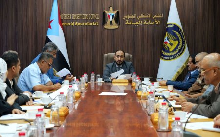 الأمانة العامة تناقش العمل الإعلام في الجنوب  ومستجدات الاحداث على الساحة الوطنية