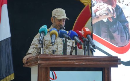 مأرب....رئيس هيئة أركان الجيش اليمني يشيد ببطولات وتضحيات قبيلة أرحب.