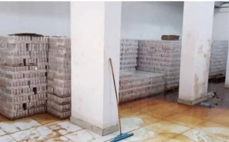 مكتب الصناعة بعدن يضبط ويحرز (12,000) كرتون مشروبات “تالفة” بدار سعد