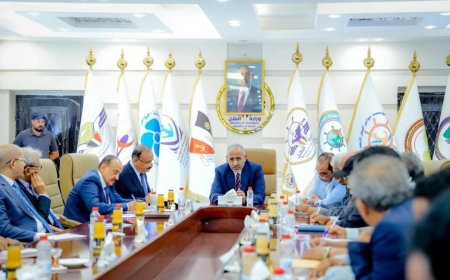 عيدروس الزُبيدي يزور وزارة النقل و يبحث سُبل تطوير البنية التحتية لقطاع النقل