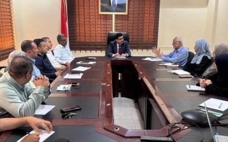 نائب وزير المياه والبيئة يترأس اجتماعاً لمناقشة إعداد موازنة وخطط المشاريع للعام 2026م