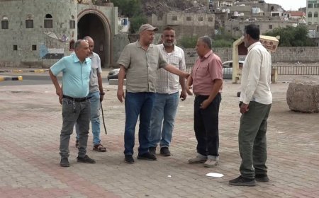 مؤسسة مياه عدن تتسلم موقع مشروع إعادة تأهيل خط توزيع مياه التواهي من الجهة المنفذة