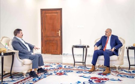 خلال لقائه محافظ ذمار.. الزُبيدي يطلق (صافرة المعركة) ويؤكد تحرير الشمال مهمة وطنية ملحّة