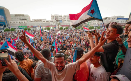 دعوة للاحتشاد.. انتقالي عدن يستنفر الجماهير لـ(جمعة الثبات والتمكين) في ساحة العروض