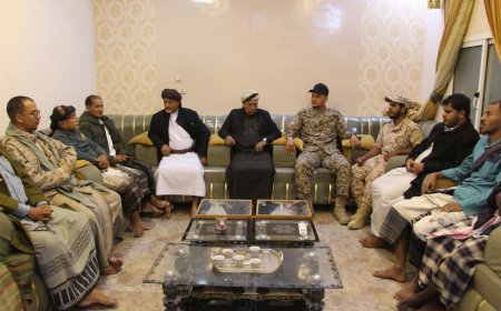 قوات درع الوطن تدشّن وتسلم مكرمة خادم الحرمين الشريفين لجهاز الأمن السياسي بمحافظة المهرة