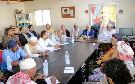 فريق التوجيه والرقابة الرئاسي يعقد اجتماعًا استثنائيًا مع هيئات المجلس الانتقالي بغيل باوزير