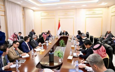 رئيس مجلس القيادة يحث المجتمع الدولي على المساهمة في ترجمة القرارات السيادية الى اجراءات عملية داخل مجلس الأمن