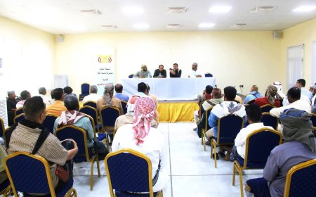 اجتماع أمني موسع بالمكلا يقر رفع جاهزية العمل المشترك بين الأجهزة الأمنية واللجان المجتمعية