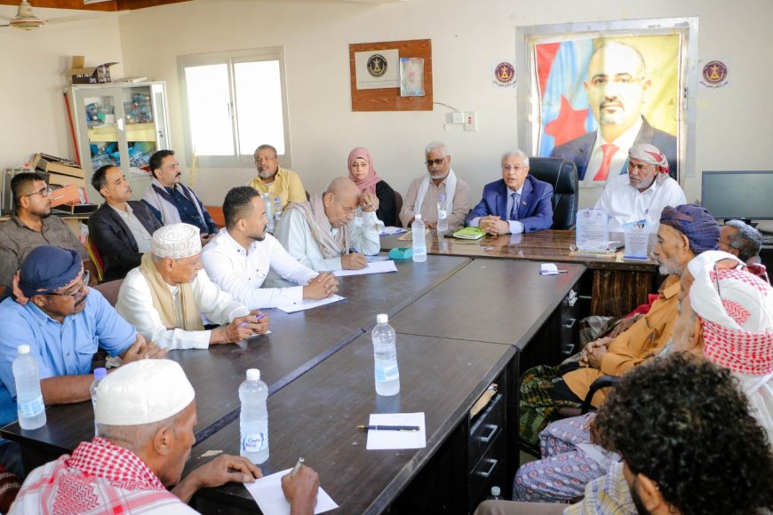 فريق التوجيه والرقابة الرئاسي يعقد اجتماعًا استثنائيًا مع هيئات المجلس الانتقالي بغيل باوزير