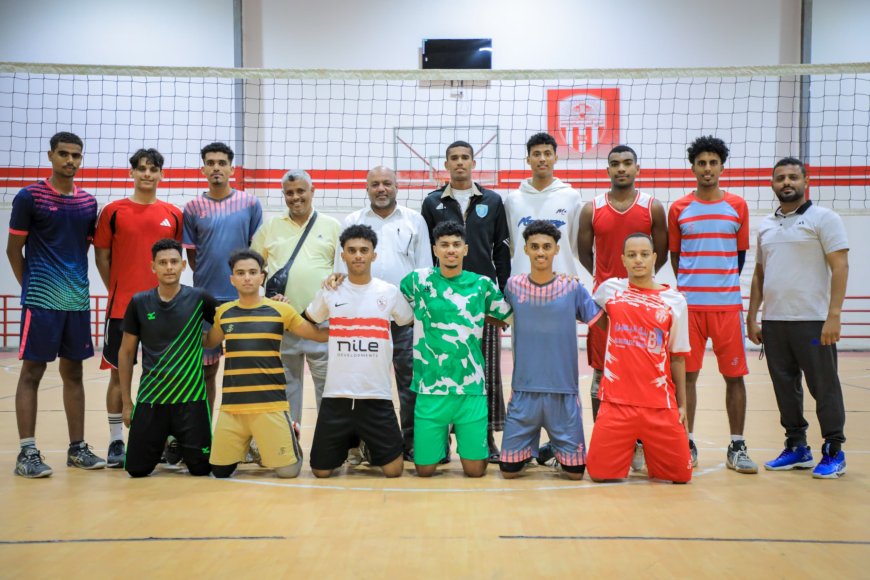 أكد على أهمية المشاركة والمنافسة على البطولة&nbsp; &nbsp; مسجدي يزور تدريبات منتخب ساحل حضرموت للكرة الطائرة قبل مشاركته في بطولة الجبيلي لمنتخبات المحافظات في شبوة