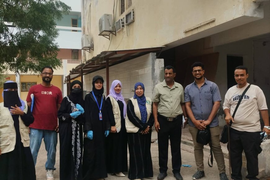 قيادة اتحاد طلاب جامعة عدن تشارك في فعالية توعوية حول النظافة والتشجير بكليتي الآداب والإعلام