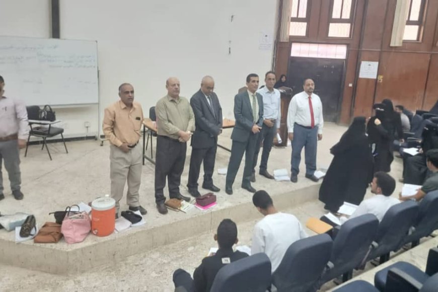 بحضور نائب رئيس الجامعة لشؤون الطلاب.. كلية الحقوق بجامعة عدن تدشن امتحانات الفصل الأول&nbsp;