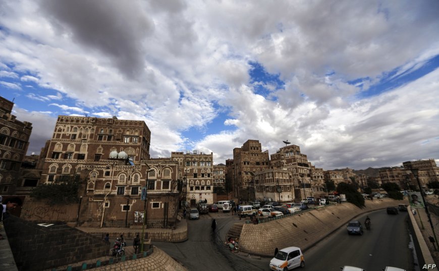 الكشف عن مغادرة وفد حوثي برفقة وفد عماني وعدد من البحّارة المفرج عنهم من صنعاء إلى مسقط