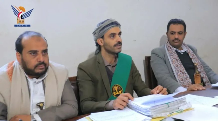 حوثيون يبدؤون محاكمة 12 معتقلًا بتهم تتعلق بـ“التجسس”
