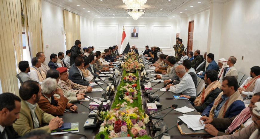 عضو مجلس القيادة العرادة يترأس اجتماعاً للمكتب التنفيذي بمأرب