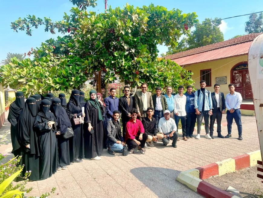 الإتحاد العام لطلاب جامعة عدن يزور كلية اللغات والترجمة ويقر تشكيل المجلس الطلابي وآلية عمله.