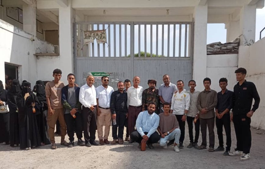 ضمن البرامج التطبيقية.. طلبة كلية الحقوق بجامعة عدن ينفذون نزولًا ميدانيًا إلى إصلاحية السجن المركزي