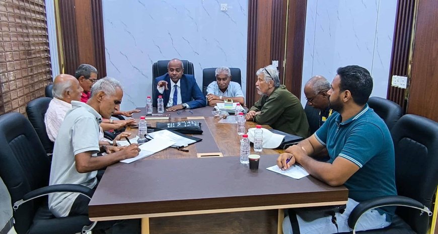 إتحاد الرياضات المائية يستكمل ترتيبات بطولة عدن 13 للسباحة في المياه المفتوحة