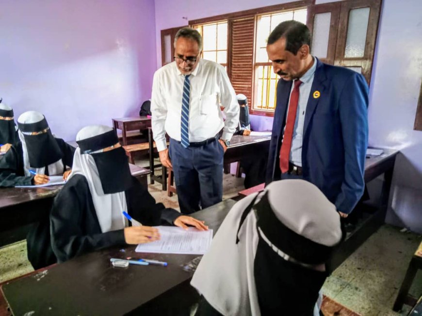 باتيس يدشن امتحانات الفصل الدراسي الأول بمديرية المكلا 