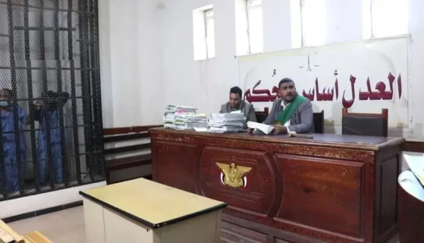 تحرش علني بمحامية داخل قاعة المحكمة بصنعاء وأمام القاضي.. تفاصيل