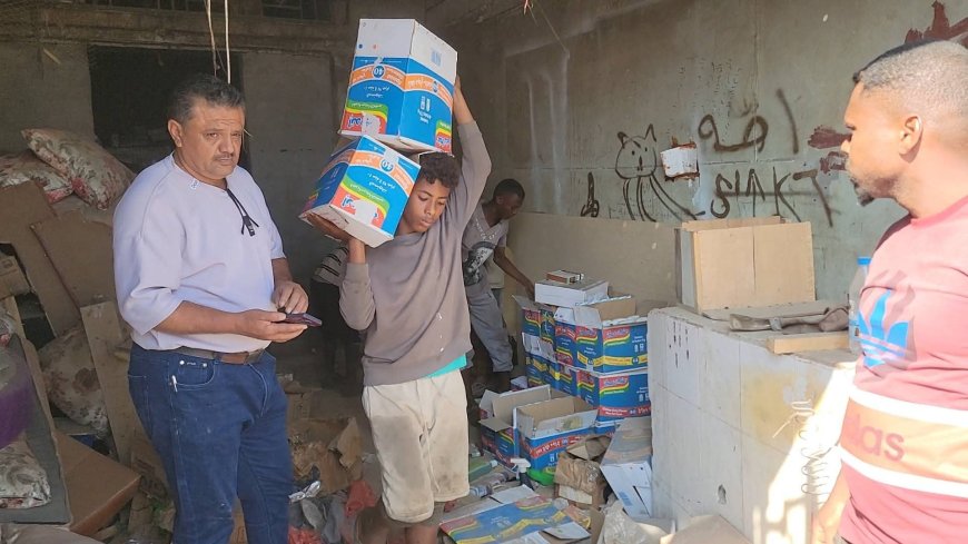 ضبط ( 4 ) أطنان من المواد منتهية الصلاحية في مديرية المنصورة بعدن