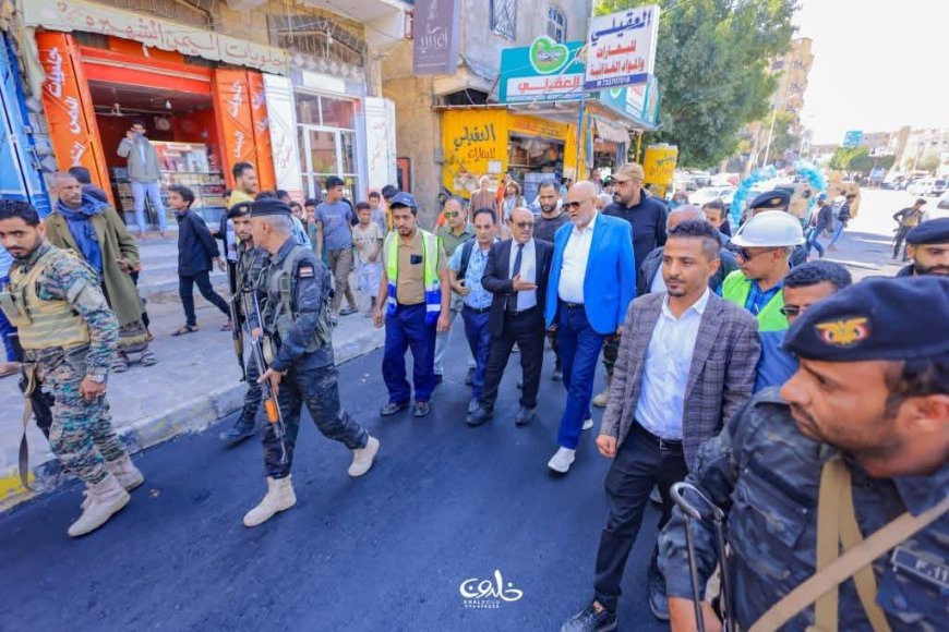 محافظ تعز يدشن مشروع إعادة تأهيل وسفلتة شوارع بمديرية صالة