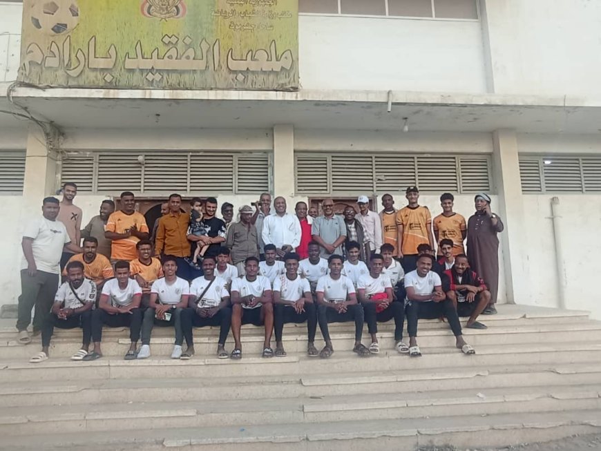 بعثة فريق نادي وحدة المكلا تغادر عاصمة المحافظة في طريقها الى مدينة لودر لخوض تجمع الثانية