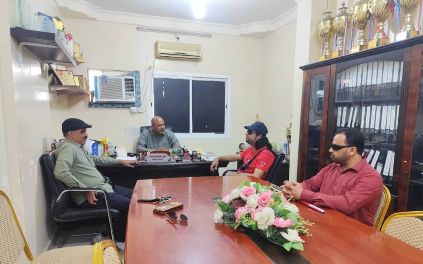 قيادات رياضة ذوي الإعاقة بساحل ووادي حضرموت تبحث مع مكتب الشباب والرياضة آفاق التعاون والدعم المشترك