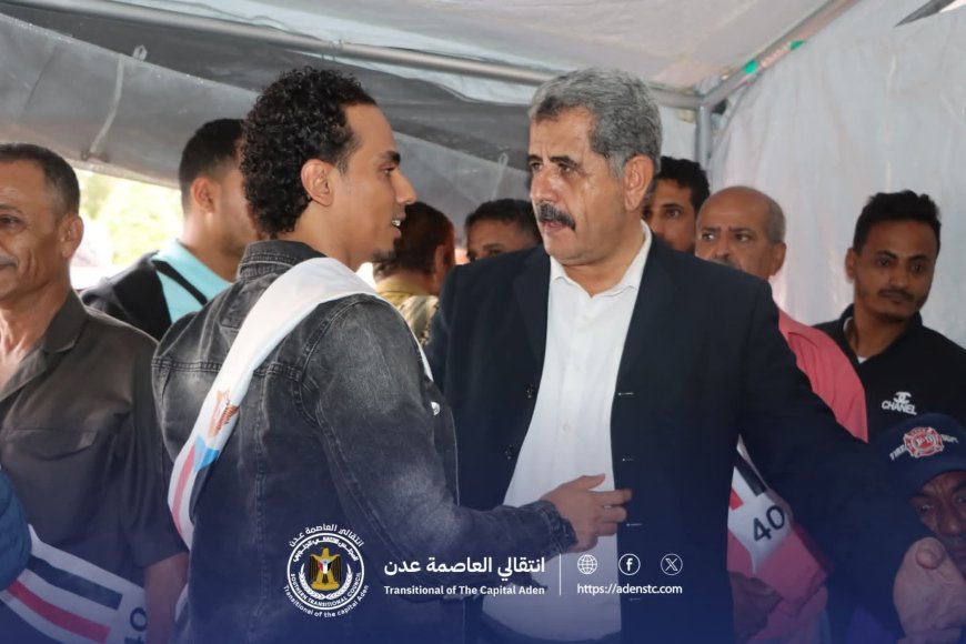 ساحة الاعتصام المفتوح بالعاصمة عدن تحتضن فعالية تكريم كوادر القوات الجوية والدفاع الجوي الجنوبي