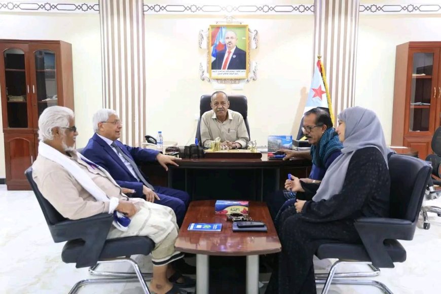 فريق التوجيه والرقابة الرئاسي يلتقي قائد المنطقة العسكرية الثانية