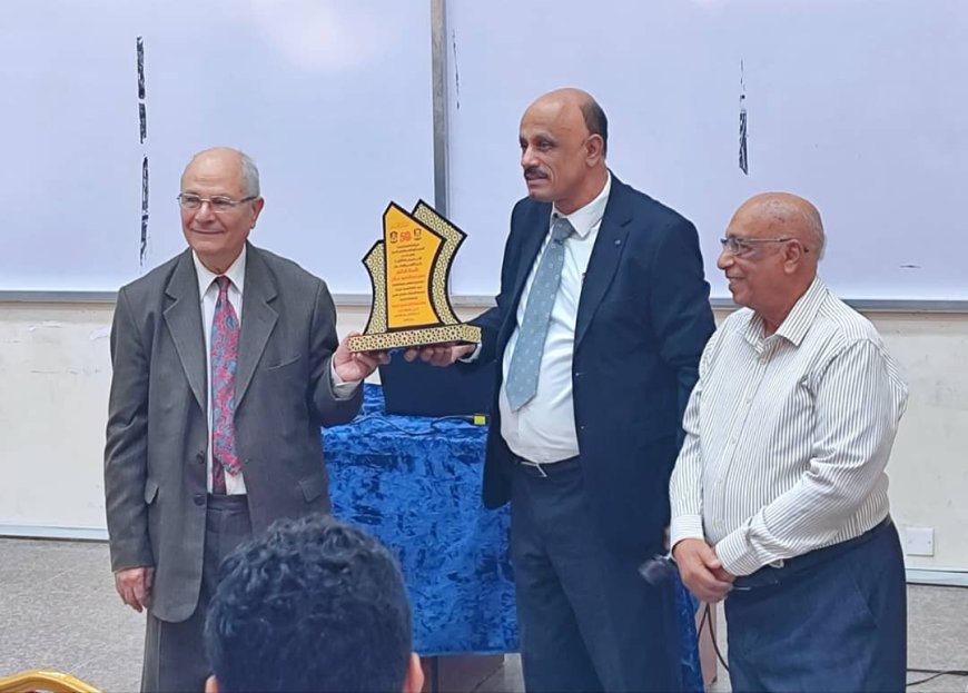 كلية الطب بجامعة عدن تنظم محاضرة علمية متخصصة حول سرطان الثدي