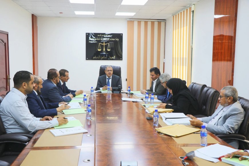 مجلس القضاء الأعلى يرفع الحصانة عن أحد القضاة ويحيل آخرين إلى مجلس المحاسبة 