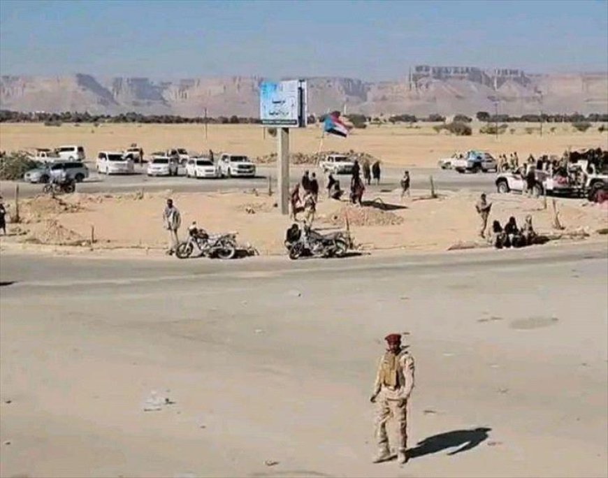 صحيفة سعودية: المجلس الانتقالي يواجه اختبارًا حاسمًا.. وهذا هو الحل الوحيد أمامه!