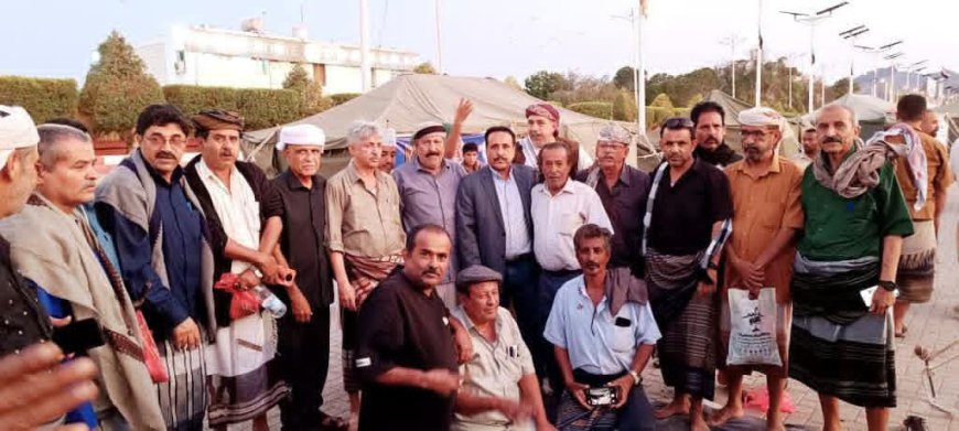 رئيس انتقالي مكيراس يدعو لمسيرة حاشدة للمطالبة بتحرير المديرية