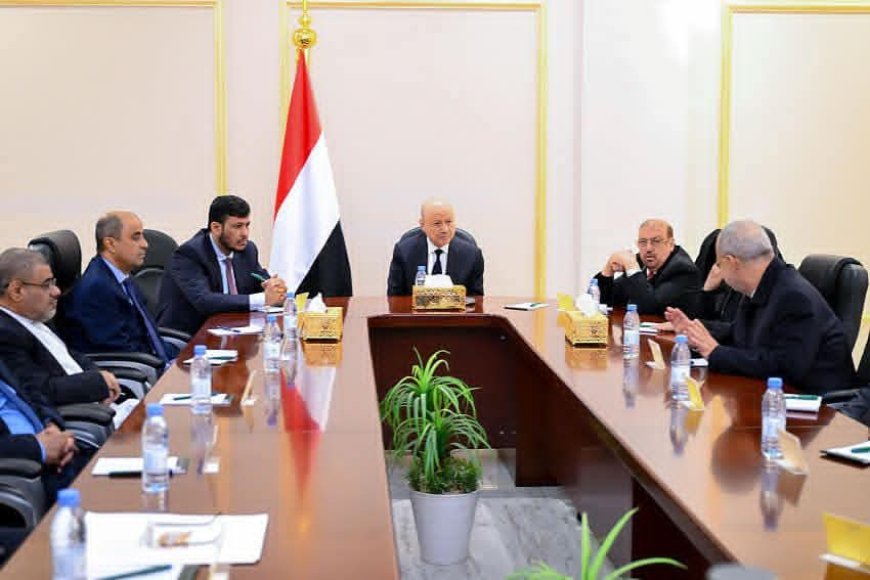 مجلس الدفاع الوطني يبارك القرارات الرئاسية لحماية المدنيين وإنهاء التواجد الاماراتي في البلاد