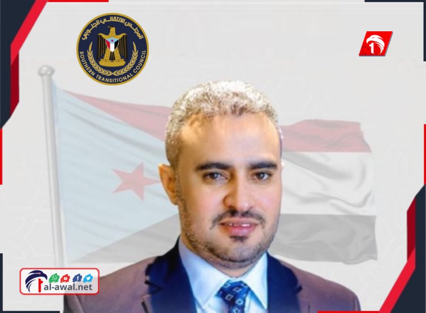 مكذبًا قناة (الحدث) ومحافظ حضرموت.. رئيس إعلام الانتقالي ينفي انسحاب القوات الانتقالي ويصفها بـ(التضليل الإعلامي)