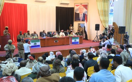 المحافظ الخنبشي من سيئون: مرحلة جديدة لإدارة حضرموت ودعوة شاملة للتوافق والتعايش