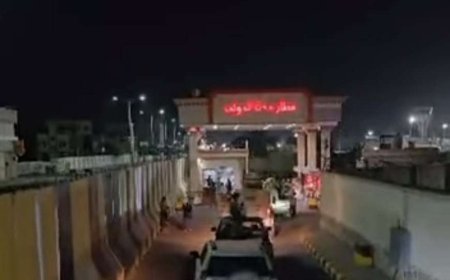 عاجل.. آخر التطورات الأمنية للاستلام والتسليم بين القوات العسكرية في عدن