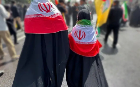 اليوم الثاني عشر .. مظاهرات إيران مستمرة .. هل يتجه الوضع إلى إعادة الحكم للشاه ؟ تفاصيل