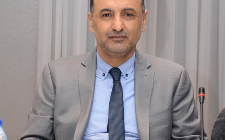 اللواء الظاهري يهنئ العميد النسي بمناسبة تعيينه رئيسًا لمصلحة الهجرة والجوازات والجنسية 