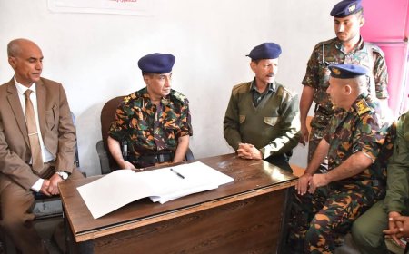 مدير عام شرطة محافظة تعز يفتتح قسم شرطة المنعم بمديرية جبل حبشي