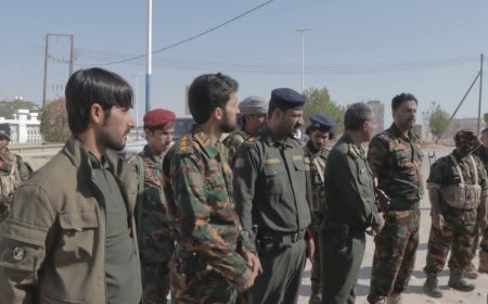 مدير عام الأمن والشرطة بالمهرة يشيد بجهود قوات الأمن الخاص في تأمين منفذ شحن الحدودي