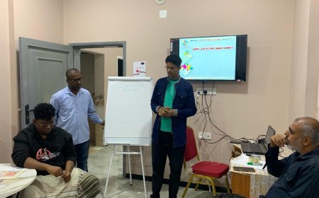 يختتمون الأنشطة النظرية لبرنامج قادة التغيير الإيجابي 4 بالمكلا 