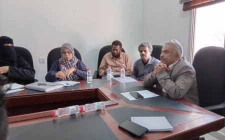 االشكلية يترٱس اجتماعا بعمداء ومديري المعاهد والموجهين للإشراف على الاختبارات العملية والنظرية بالمعاهد التقنية والمهنية بالعاصمة عدن