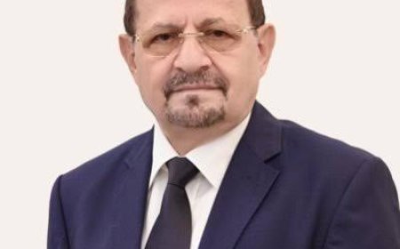 عاجل:قرار رئيس مجلس القيادة الرئاسي بتعيين الدكتور شائع محسن الزنداني رئيسا لمجلس الوزراء وتكليفه بتشكيل الحكومة