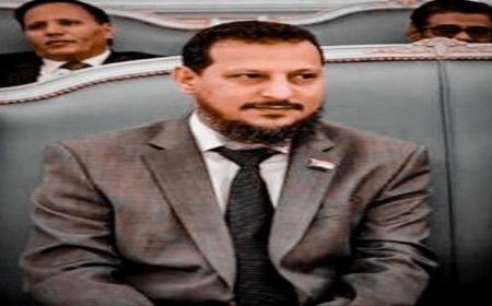 محافظ عدن ومدير الأمن يعودان من الرياض