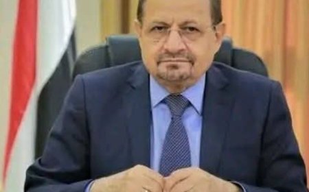 عاجل: شخصيات عدة تتنافس على 24 حقيبة وزارية في حكومة الزنداني المرتقبة