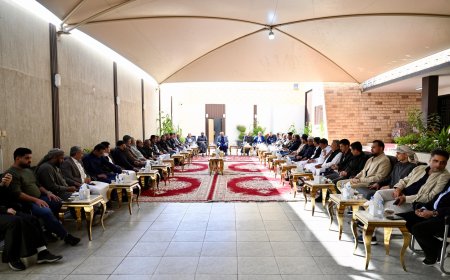 الرياض: عضو مجلس القيادة الرئاسي الدكتور عبدالله العليمي يستقبل عددًا من القيادات الجنوبية